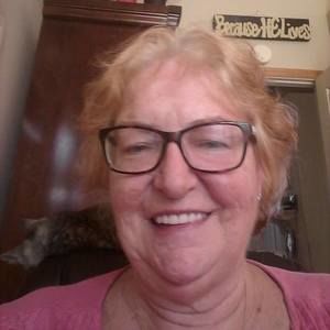 Meet your Posher, Daphne